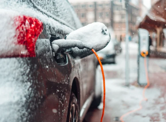 Voiture électrique en hiver : autonomie et recharge optimale